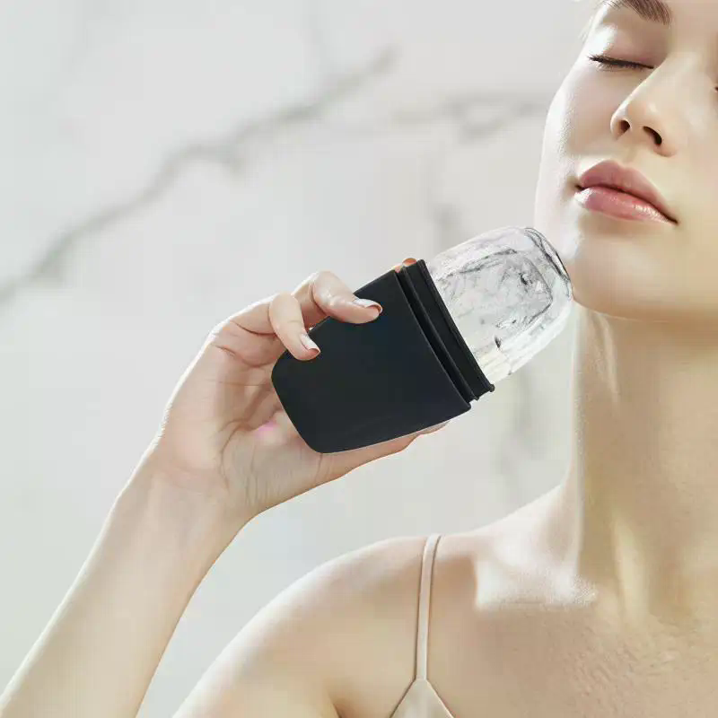 ลูกกลิ้งน้ำแข็งซิลิโคนสำหรับใบ - Ice Roller Face Cold บทวิจารณ์และราคา